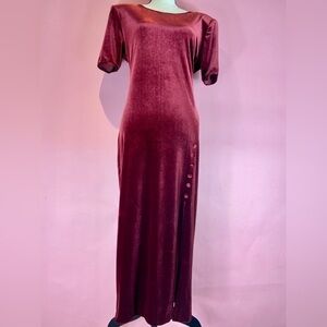 Vintage Nina Piccalino wine burgundy, stretch Velvet maxi Dress size 8 holidays